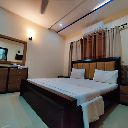 Luxury Guest Rooms Rawalpindi Exteriör bild