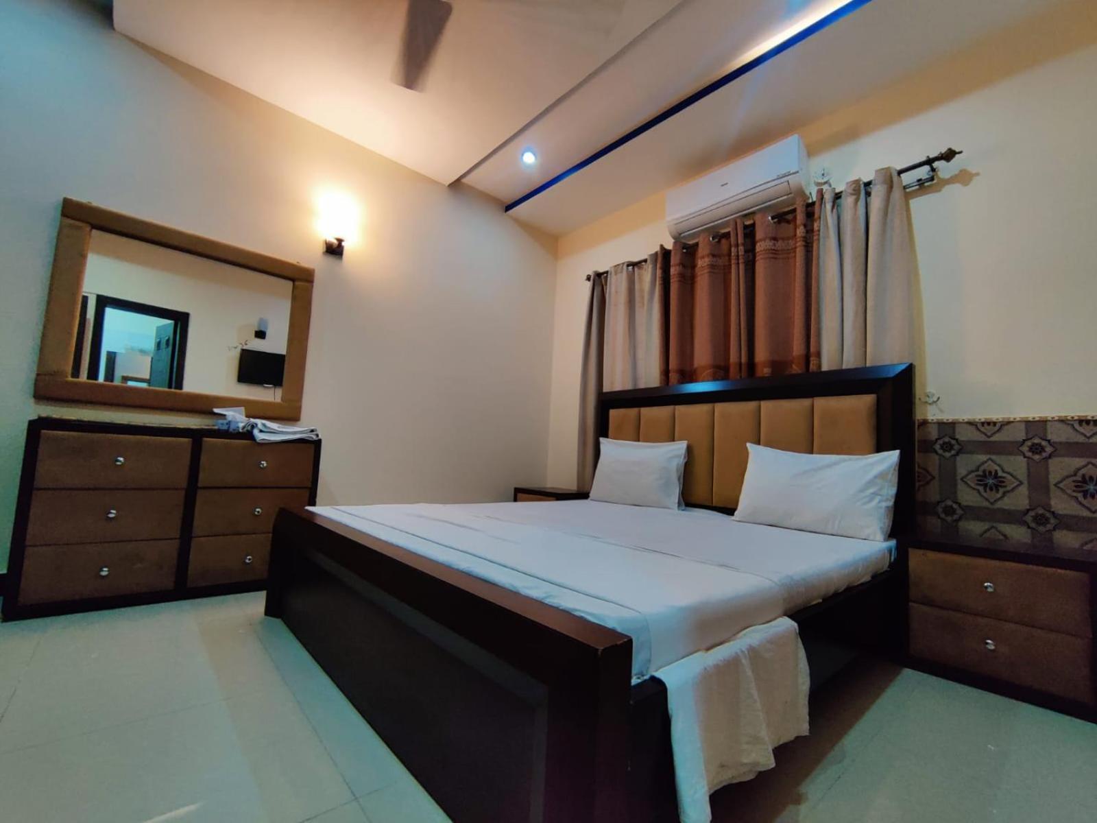 Luxury Guest Rooms Rawalpindi Exteriör bild